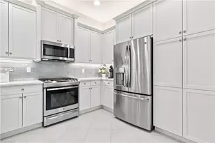 28410 Capraia Dr, Bonita Springs, FL 34135 - Photo 11