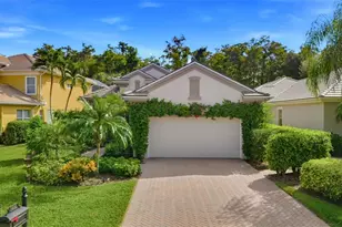 9202 Troon Lakes Dr, Naples, FL 34109 - Photo 25