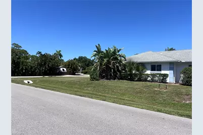 702 109th Ave N, Naples, FL 34108 - Photo 15