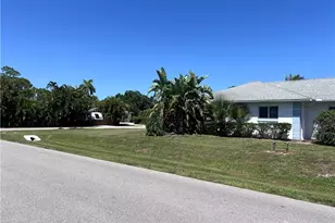702 109th Ave N, Naples, FL 34108 - Photo 15