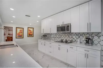 4109 29th Pl SW, Naples, FL 34116 - Photo 13