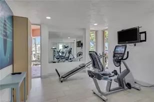 200 Forest Lakes Blvd, Naples, FL 34105 - Photo 27