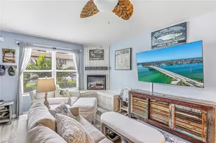731 W Elkcam Cir, Marco Island, FL 34145 - Photo 3