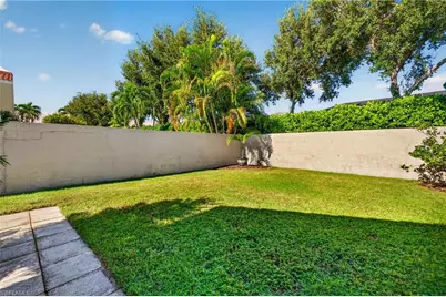 11071 Linnet Ln, Naples, FL 34119 - Photo 35