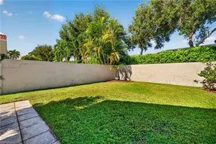 11071 Linnet Ln, Naples, FL 34119 - Photo 35