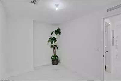 700 NE 24th St #806, Miami, FL 33137 - Photo 25