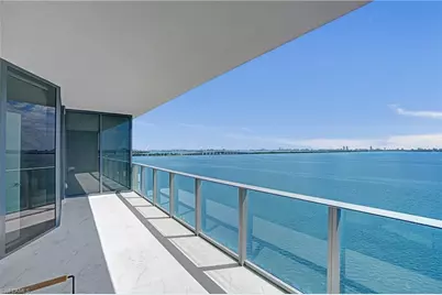 700 NE 24th St #806, Miami, FL 33137 - Photo 1