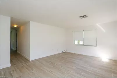 1095 San Remo Ave, Naples, FL 34104 - Photo 3