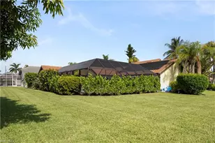 9986 Mar Largo Cir, Fort Myers, FL 33919 - Photo 21