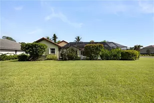 9986 Mar Largo Cir, Fort Myers, FL 33919 - Photo 33
