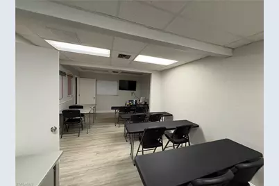 3900 Broadway, Fort Myers, FL 33901 - Photo 17