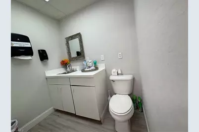 3900 Broadway, Fort Myers, FL 33901 - Photo 19