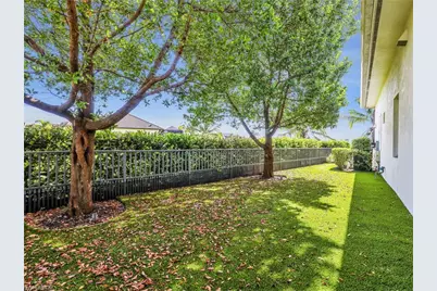14343 Charthouse Cir, Naples, FL 34114 - Photo 43