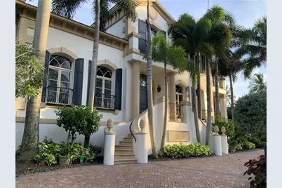 40 5th Ave S, Naples, FL 34102 - Photo 5