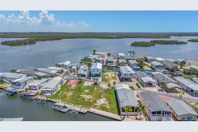 65 Nancy Ln, Fort Myers Beach, FL 33931 - Photo 3