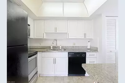 1400 Pompei Ln #6, Naples, FL 34103 - Photo 9