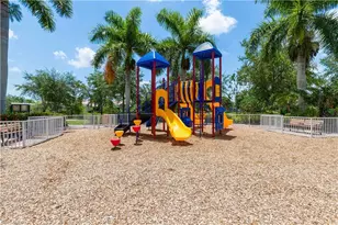 15500 Orlanda Dr, Bonita Springs, FL 34135 - Photo 37