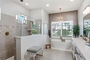 16284 Camden Lakes Cir, Naples, FL 34110 - Photo 21
