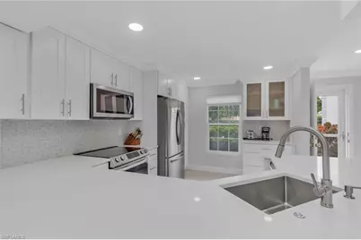 9580 Victoria Ln #104, Naples, FL 34109 - Photo 5