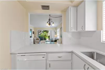 5 High Point Cir W #104, Naples, FL 34103 - Photo 15