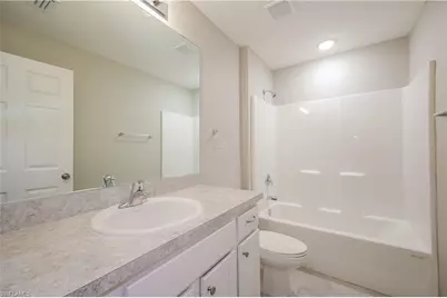 4211 21st St SW, Lehigh Acres, FL 33976 - Photo 13