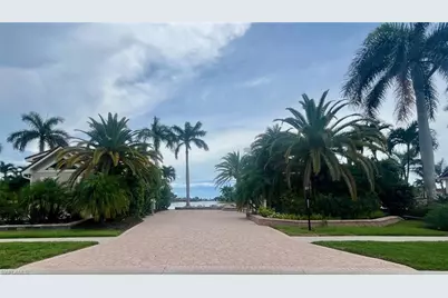 4931 Coach Ln, Naples, FL 34114 - Photo 1