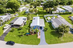 20 Derhenson Dr, Naples, FL 34114 - Photo 3