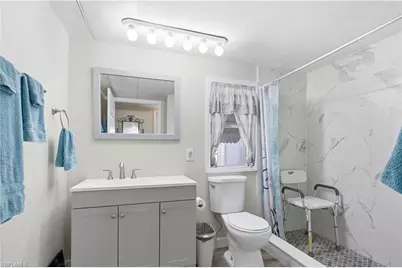 20 Derhenson Dr, Naples, FL 34114 - Photo 15