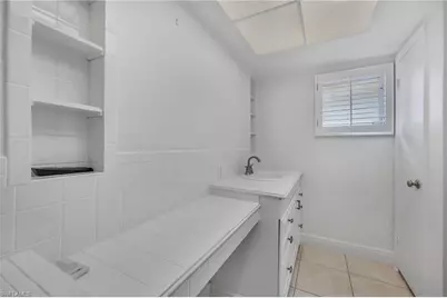 656 Binnacle Dr, Naples, FL 34103 - Photo 11