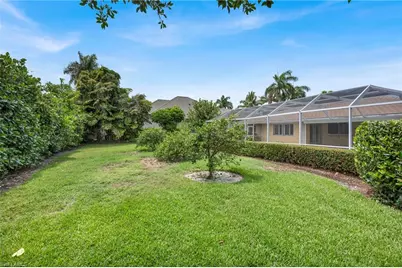 656 Binnacle Dr, Naples, FL 34103 - Photo 3