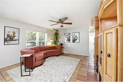 221 Channing Ct, Naples, FL 34110 - Photo 5