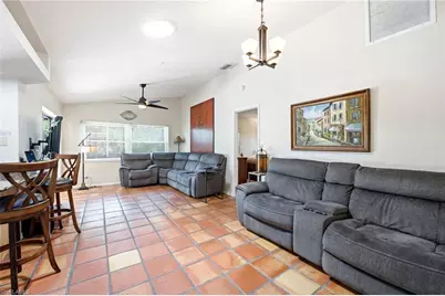221 Channing Ct, Naples, FL 34110 - Photo 7