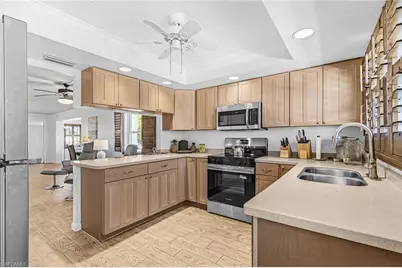 1100 8th Ave S #205A, Naples, FL 34102 - Photo 7