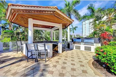 400 Flagship Dr #1206 PENTHOUSE, Naples, FL 34108 - Photo 21