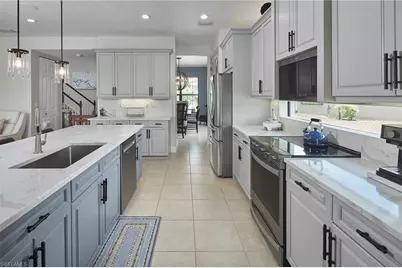 3742 Madeira Ct, Naples, FL 34119 - Photo 13