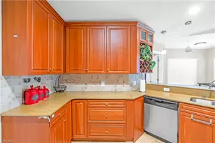 2281 16th St NE, Naples, FL 34120 - Photo 25