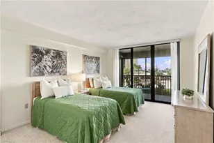 11030 Gulf Shore Dr, Naples, FL 34108 - Photo 29