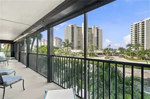 11030 Gulf Shore Dr, Naples, FL 34108 - Photo 33