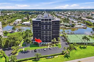 11030 Gulf Shore Dr, Naples, FL 34108 - Photo 1