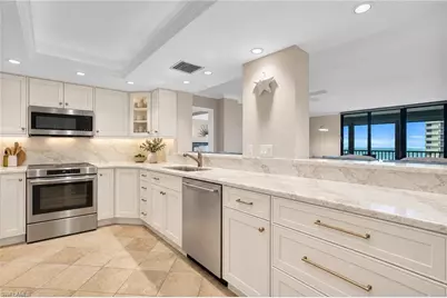 11030 Gulf Shore Dr #104, Naples, FL 34108 - Photo 7