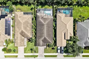 3727 Canopy Cir, Naples, FL 34120 - Photo 23