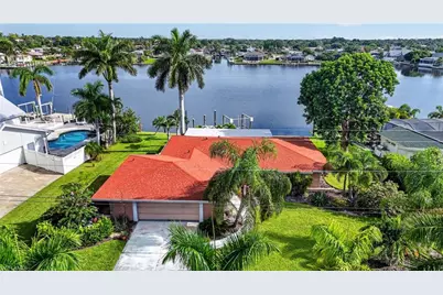 1802 Lakeview Blvd, North Fort Myers, FL 33903 - Photo 1