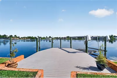 1802 Lakeview Blvd, North Fort Myers, FL 33903 - Photo 3