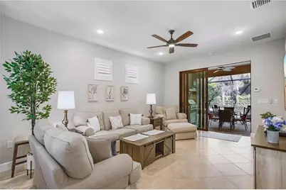 7674 Jacaranda Ln, Naples, FL 34114 - Photo 5