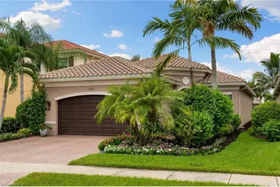 13617 Mandarin Cir, Naples, FL 34109 - Photo 9