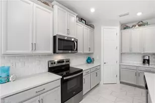 16530 Seagate Pl, Bonita Springs, FL 34135 - Photo 5