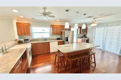 573 108th Ave N, Naples, FL 34108 - Photo 5