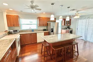 573 108th Ave N, Naples, FL 34108 - Photo 5