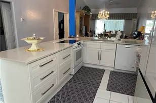 561 Saint Andrews, Naples, FL 34113 - Photo 5