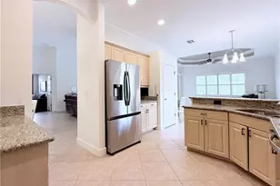 7903 Founders Cir, Naples, FL 34104 - Photo 9